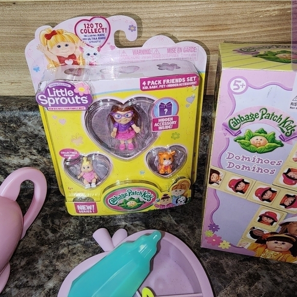 Cabbage patch lil sprouts dominoes and accessories - Picture 3 of 6